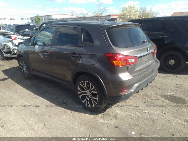 JA4AP3AU8JU024778  mitsubishi outlander sport 2018 IMG 2