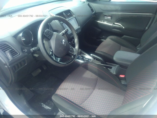 JA4AR3AU1KU016646  mitsubishi outlander sport 2019 IMG 4