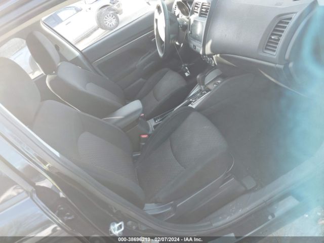 JA4AR3AU0KU024561  mitsubishi outlander sport 2019 IMG 4