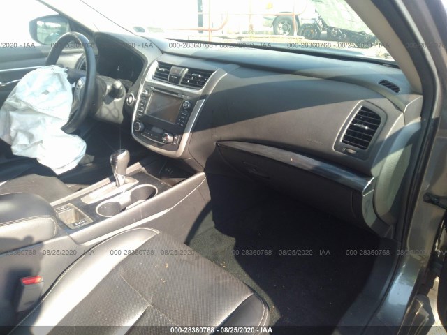 1N4AL3AP1HC292802  nissan altima 2017 IMG 4