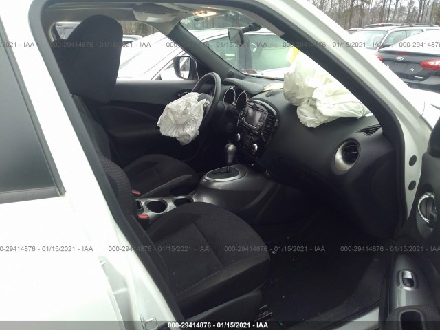 JN8AF5MV2GT651312  nissan juke 2016 IMG 4