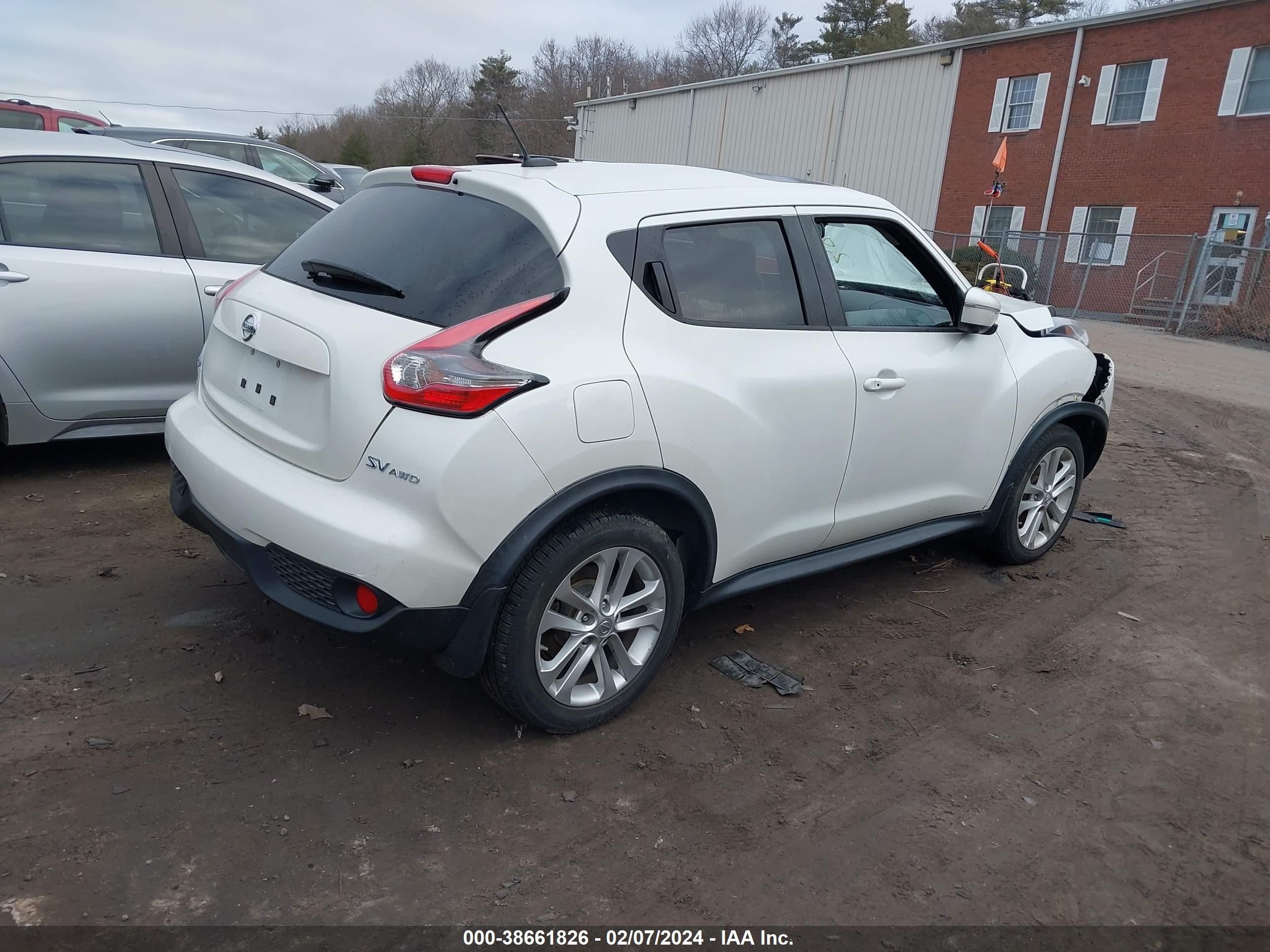 JN8AF5MV8GT651816  nissan juke 2016 IMG 3