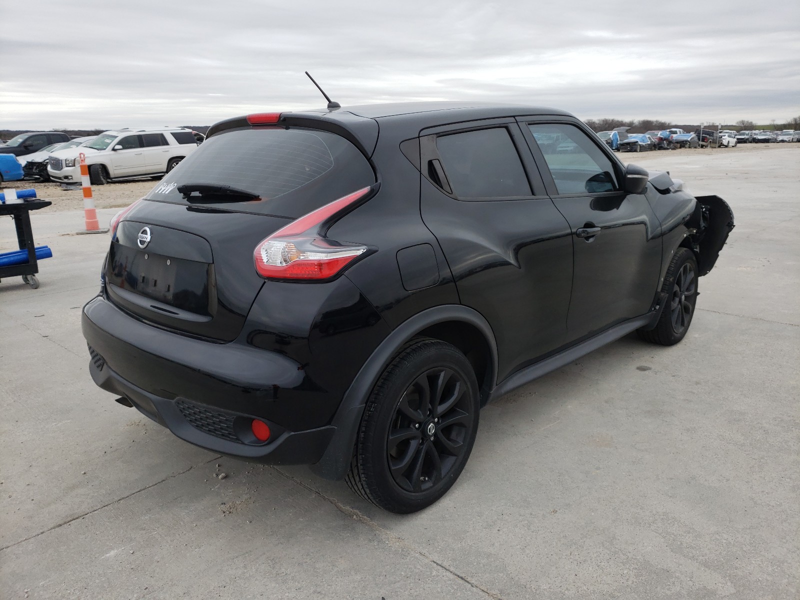 JN8AF5MR5FT513068  nissan juke s 2015 IMG 3