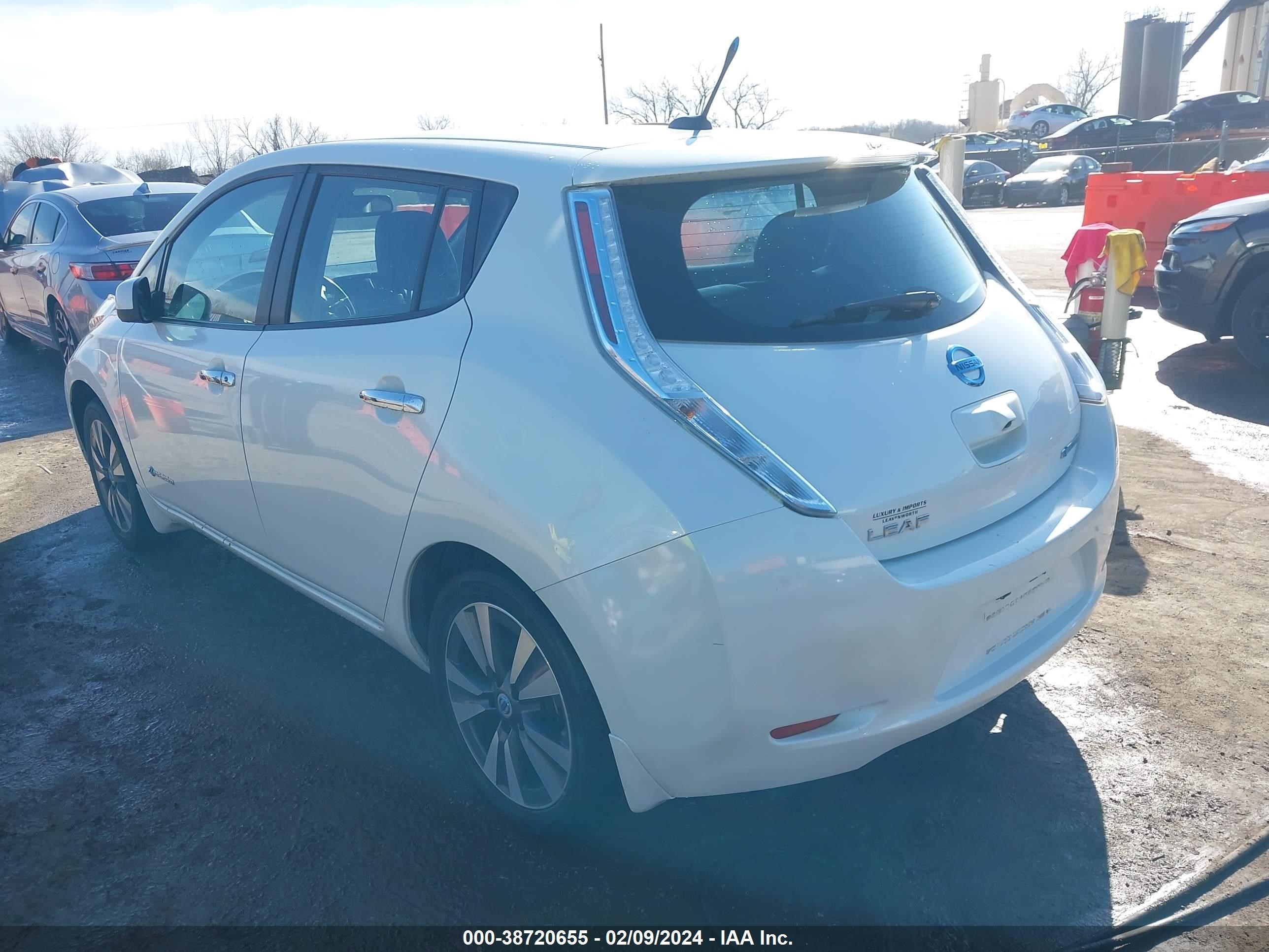 1N4AZ0CP2EC337381  nissan leaf 2014 IMG 2