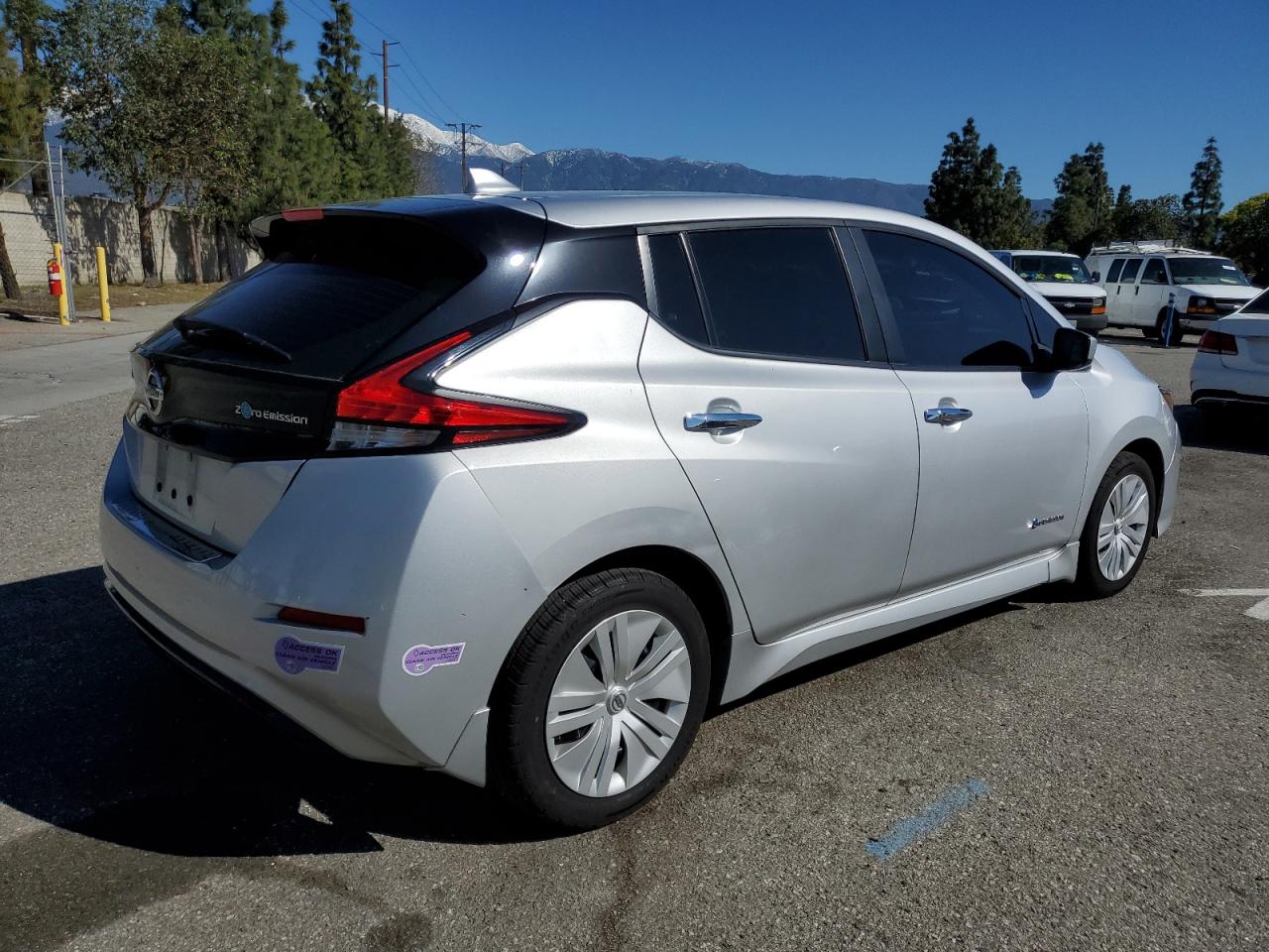 1N4AZ1CP5KC305106  nissan leaf 2019 IMG 2