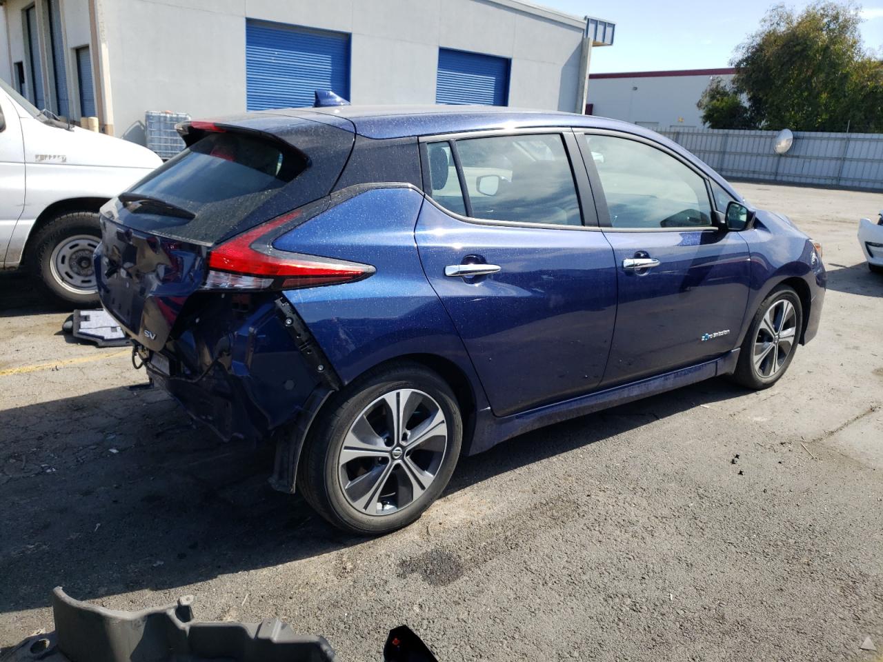 1N4AZ1CP6JC303721  nissan leaf 2018 IMG 2