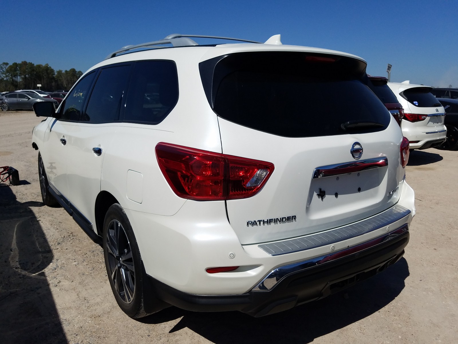 5N1DR2MN4KC650228  nissan pathfinder 2019 IMG 2