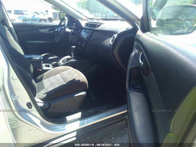 KNMAT2MVXFP556782  nissan rogue 2015 IMG 4