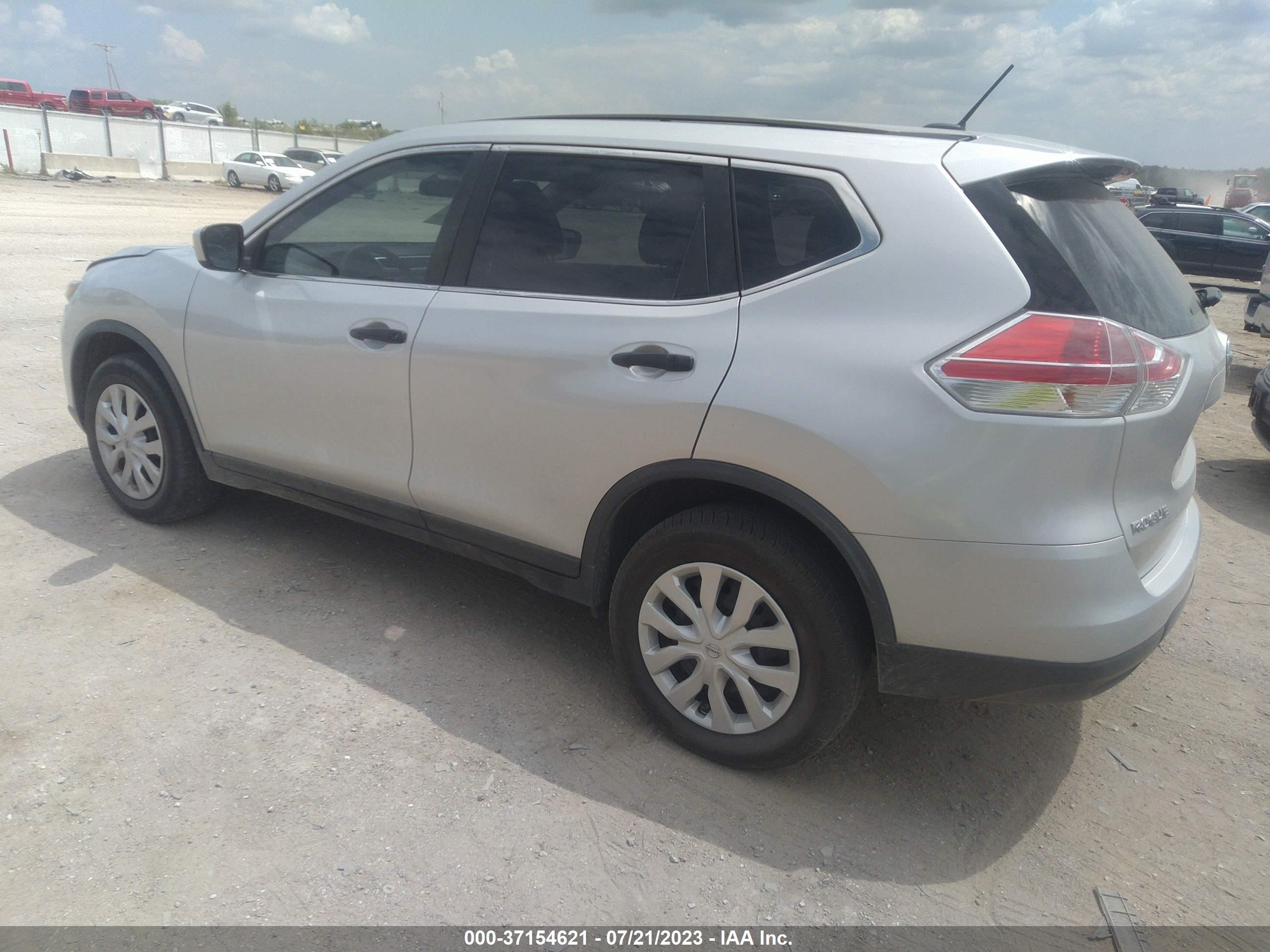 JN8AT2MV8GW148230  nissan rogue 2016 IMG 2