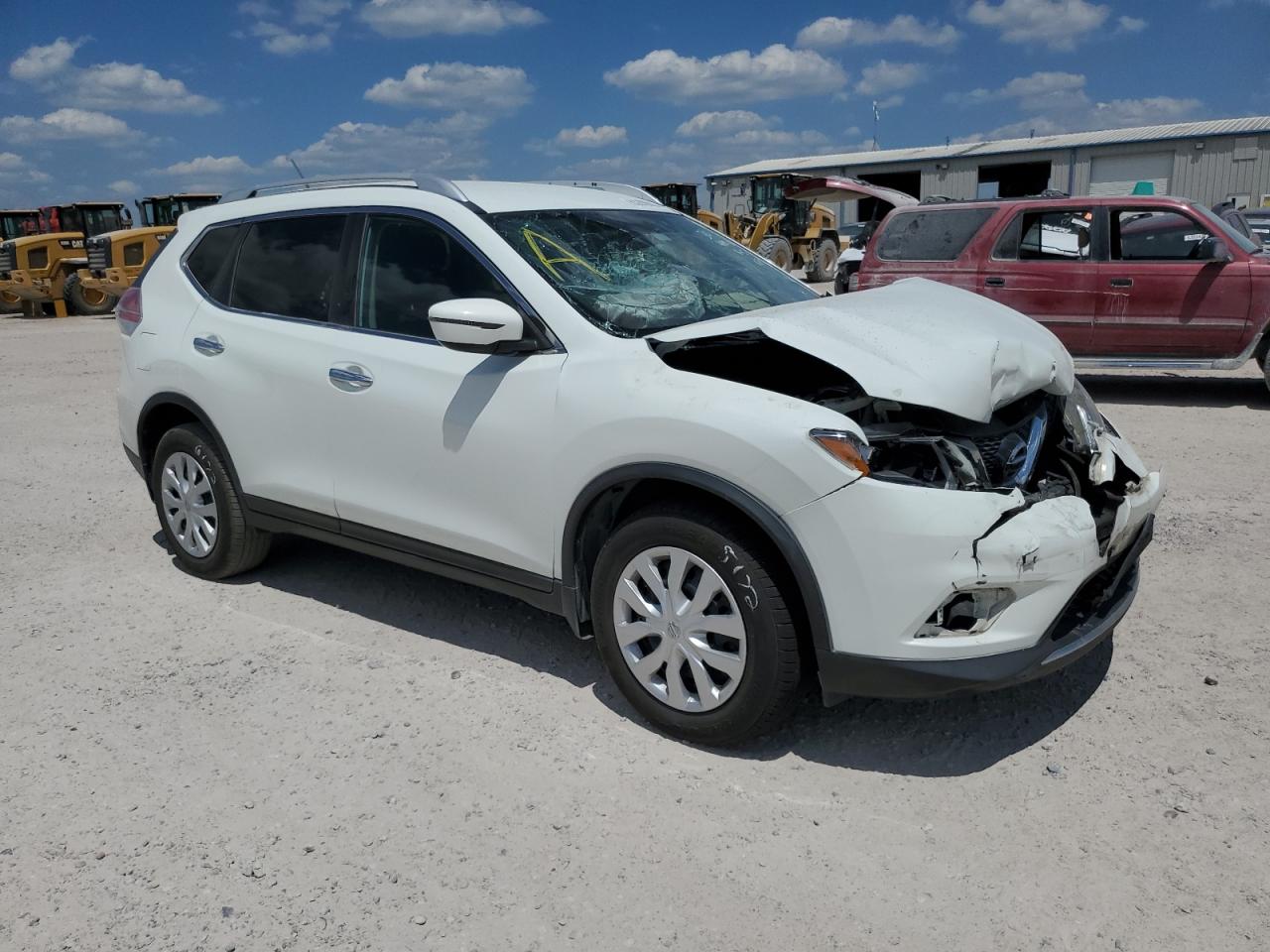 KNMAT2MT8GP732339  nissan rogue 2016 IMG 3