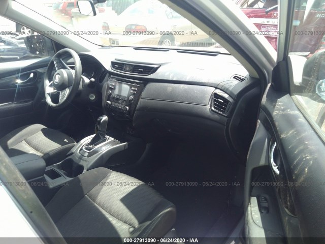 KNMAT2MVXHP515779  nissan rogue 2017 IMG 4