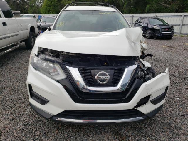 5N1AT2MT8HC838231  nissan rogue 2017 IMG 4