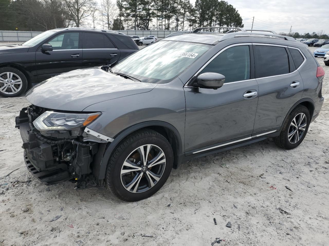 5N1AT2MTXHC861073  nissan rogue 2017 IMG 0