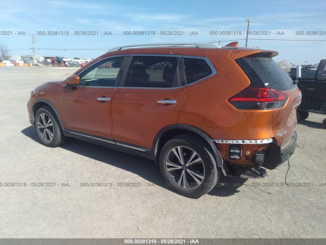 5N1AT2MV7HC811524  nissan rogue 2017 IMG 2