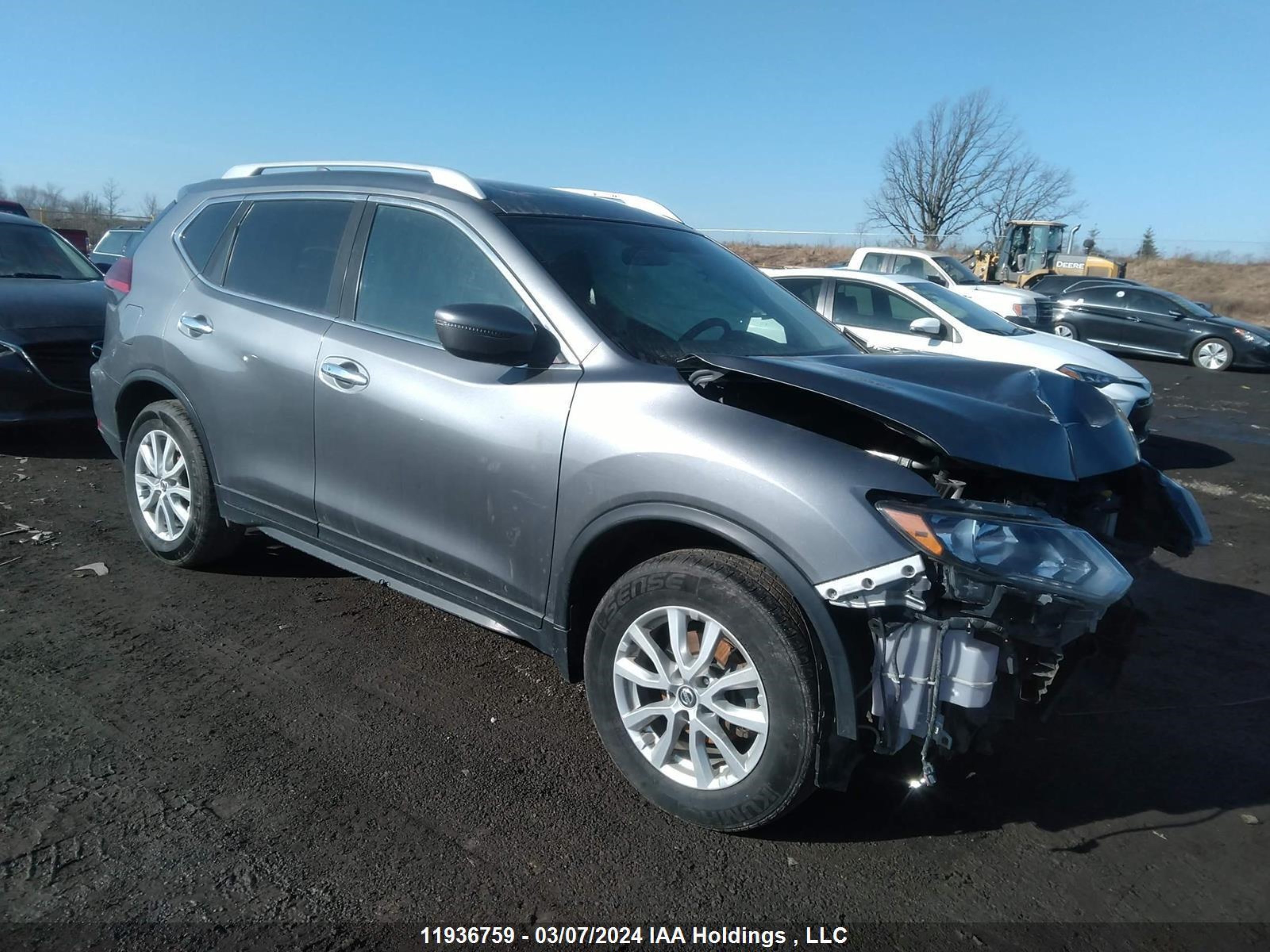 5N1AT2MV8HC851191  nissan rogue 2017 IMG 0