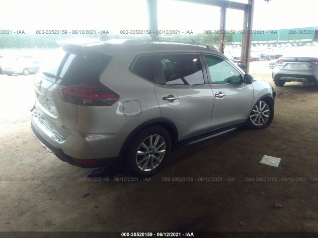 5N1AT2MVXHC753215  nissan rogue 2017 IMG 3