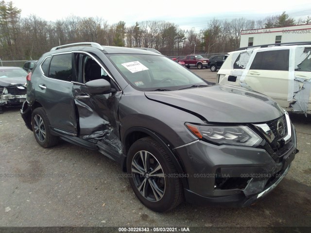 5N1AT2MVXHC887786  nissan rogue 2017 IMG 0