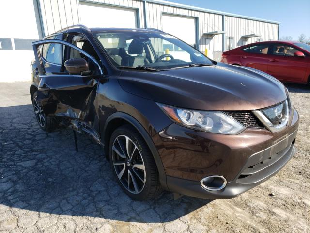 JN1BJ1CR8HW102342  nissan rogue 2017 IMG 0