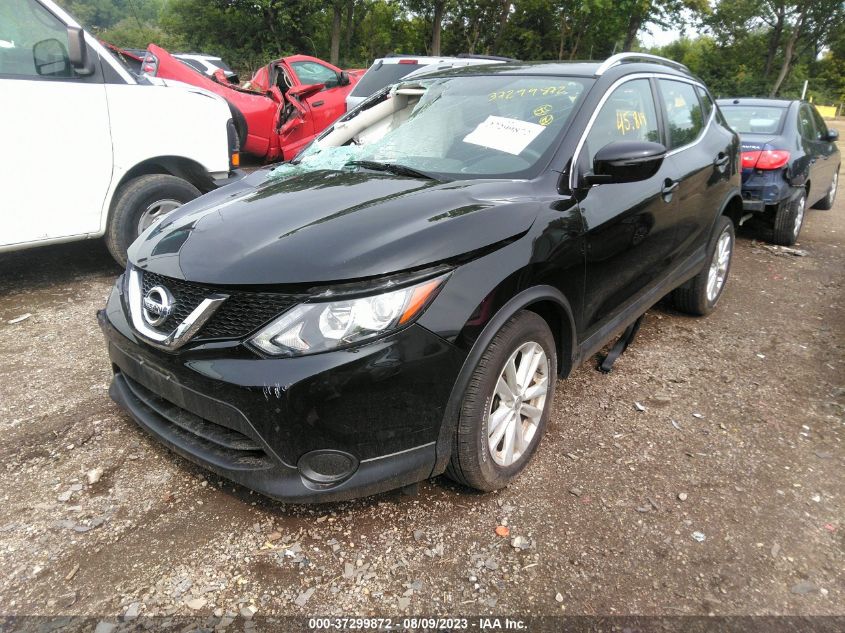 JN1BJ1CR8HW138113  nissan rogue 2017 IMG 1