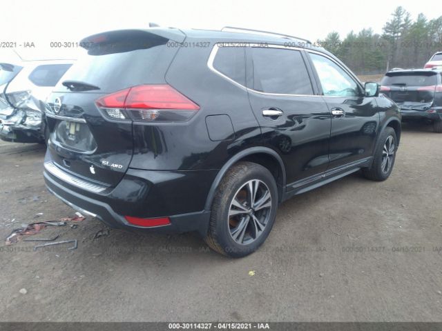 JN8AT2MV6HW022403  nissan rogue 2017 IMG 3