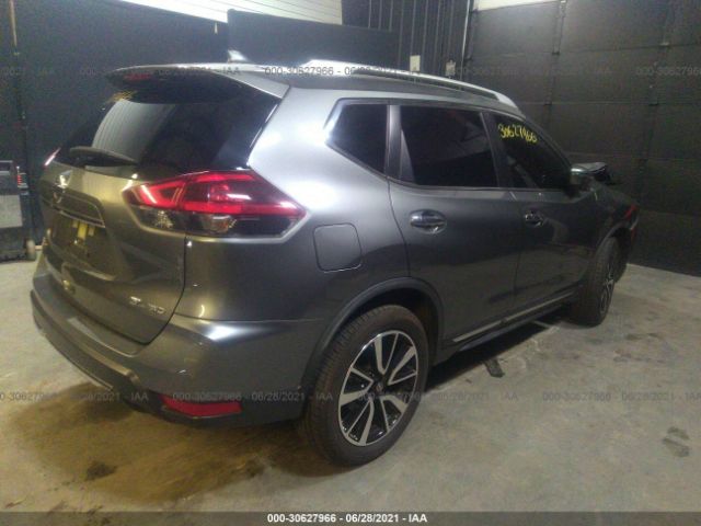 JN8AT2MV6JW301937  nissan rogue 2018 IMG 3