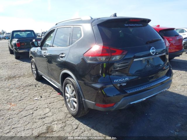 KNMAT2MT8JP545206  nissan rogue 2018 IMG 2