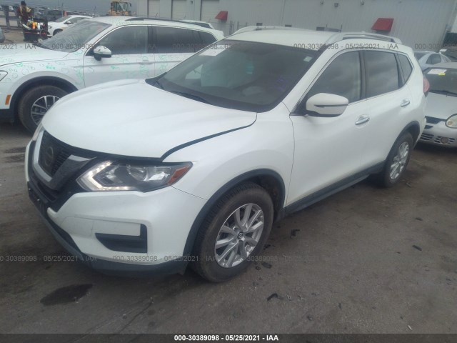 KNMAT2MT9HP588737  nissan rogue 2017 IMG 1