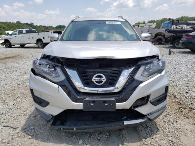 KNMAT2MV0HP569074  nissan rogue 2017 IMG 4