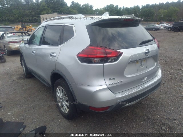 KNMAT2MV5HP607740  nissan rogue 2017 IMG 2