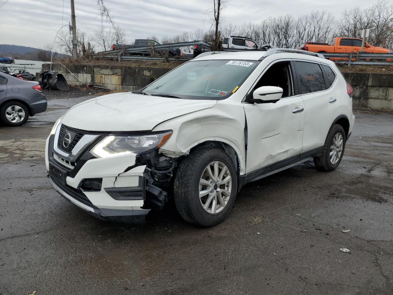 KNMAT2MV9HP568635  nissan rogue 2017 IMG 0