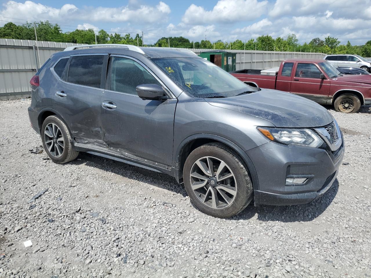 5N1AT2MT0KC757960  nissan rogue 2018 IMG 3