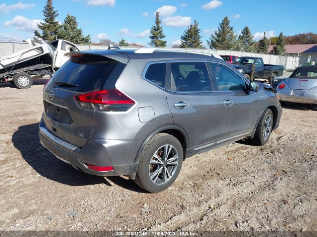 5N1AT2MT6JC769691  nissan rogue 2018 IMG 3