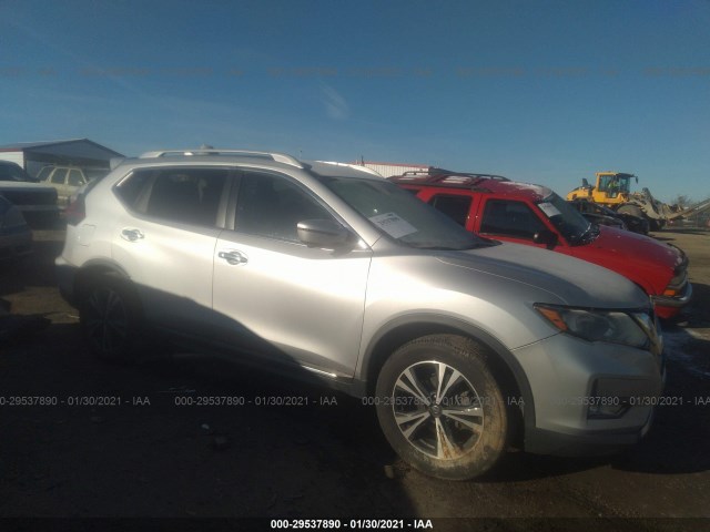 5N1AT2MT7JC811415  nissan rogue 2018 IMG 0