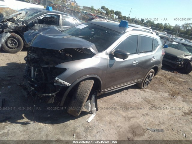 5N1AT2MT8JC735509  nissan rogue 2018 IMG 1