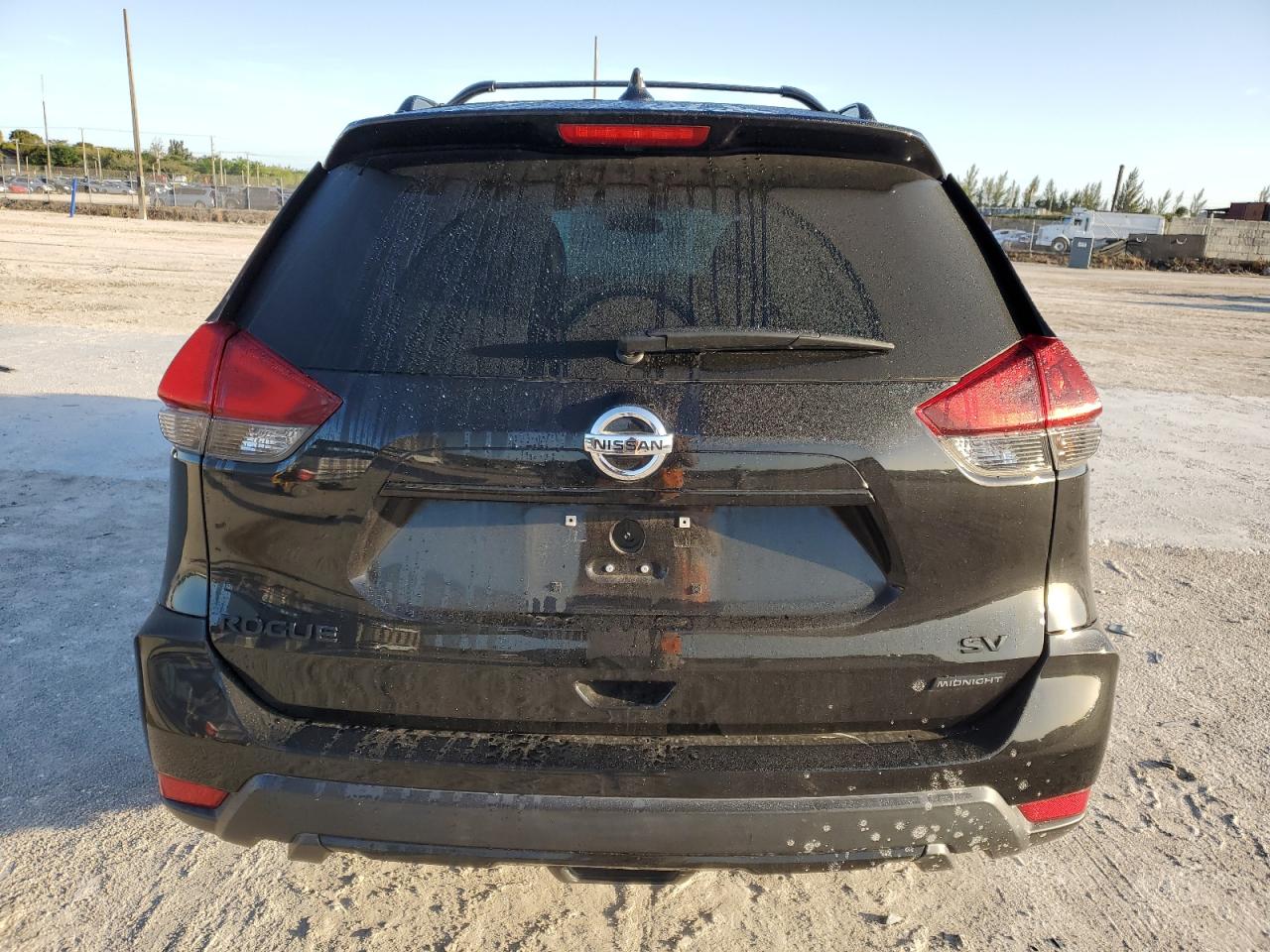 5N1AT2MTXJC819279  nissan rogue 2018 IMG 5