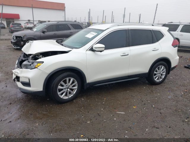 5N1AT2MTXJC847003  nissan rogue 2018 IMG 1