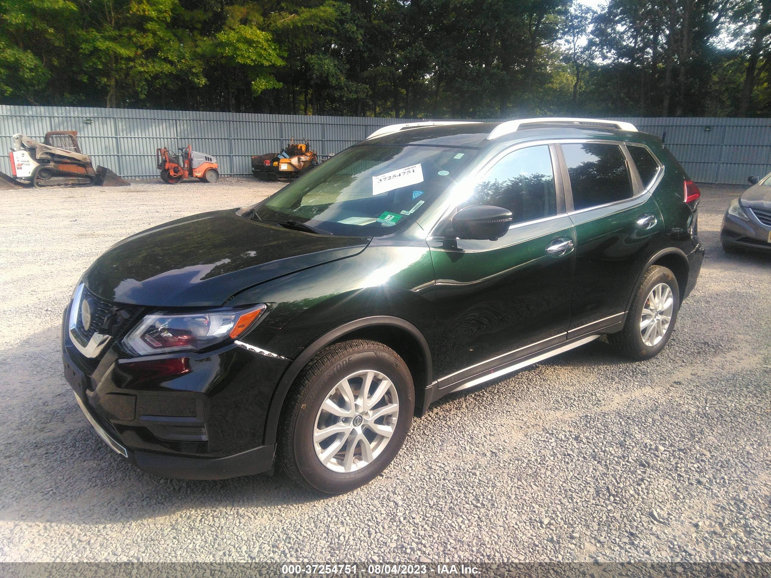 5N1AT2MV6JC822245  nissan rogue 2018 IMG 1