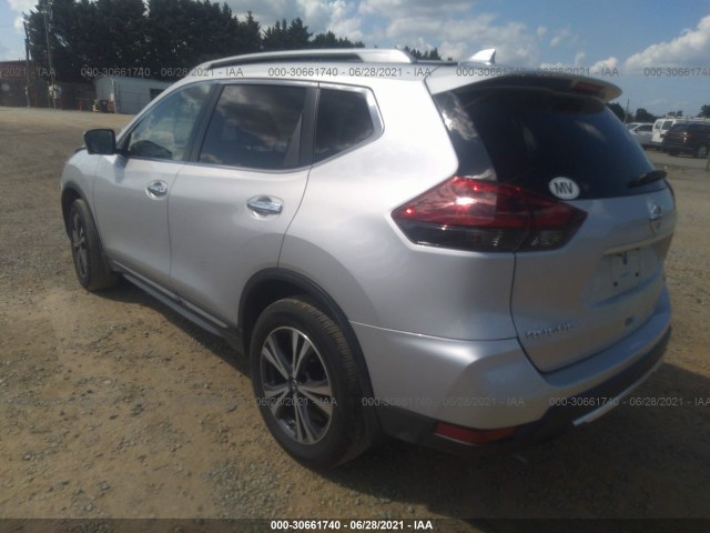 5N1AT2MV8JC849009  nissan rogue 2018 IMG 2