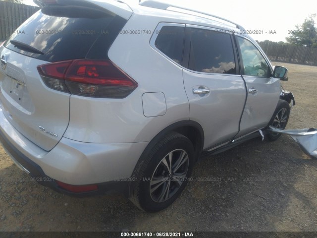 5N1AT2MV8JC849009  nissan rogue 2018 IMG 3