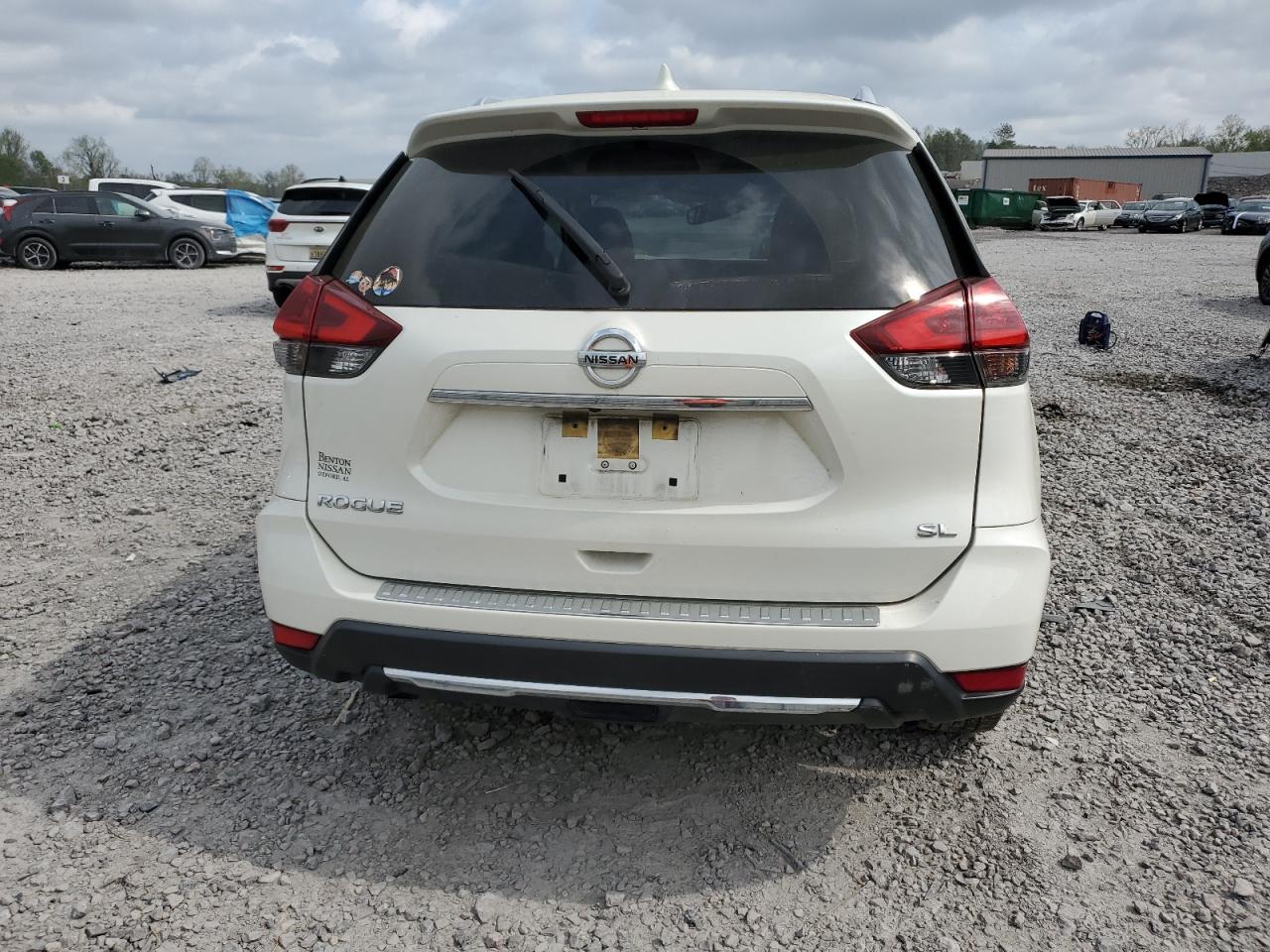 JN8AT2MT5JW468501  nissan rogue 2018 IMG 5