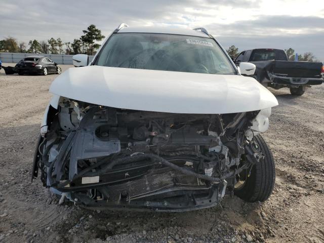 KNMAT2MT8KP528777  nissan rogue 2018 IMG 4