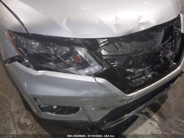 KNMAT2MV6JP568579  nissan rogue 2018 IMG 5