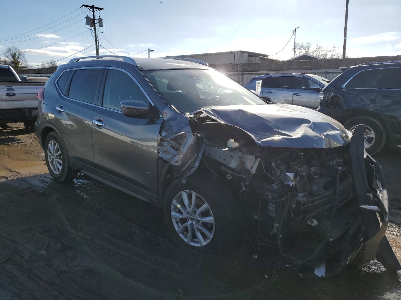 KNMAT2MV8KP516405  nissan rogue 2019 IMG 3