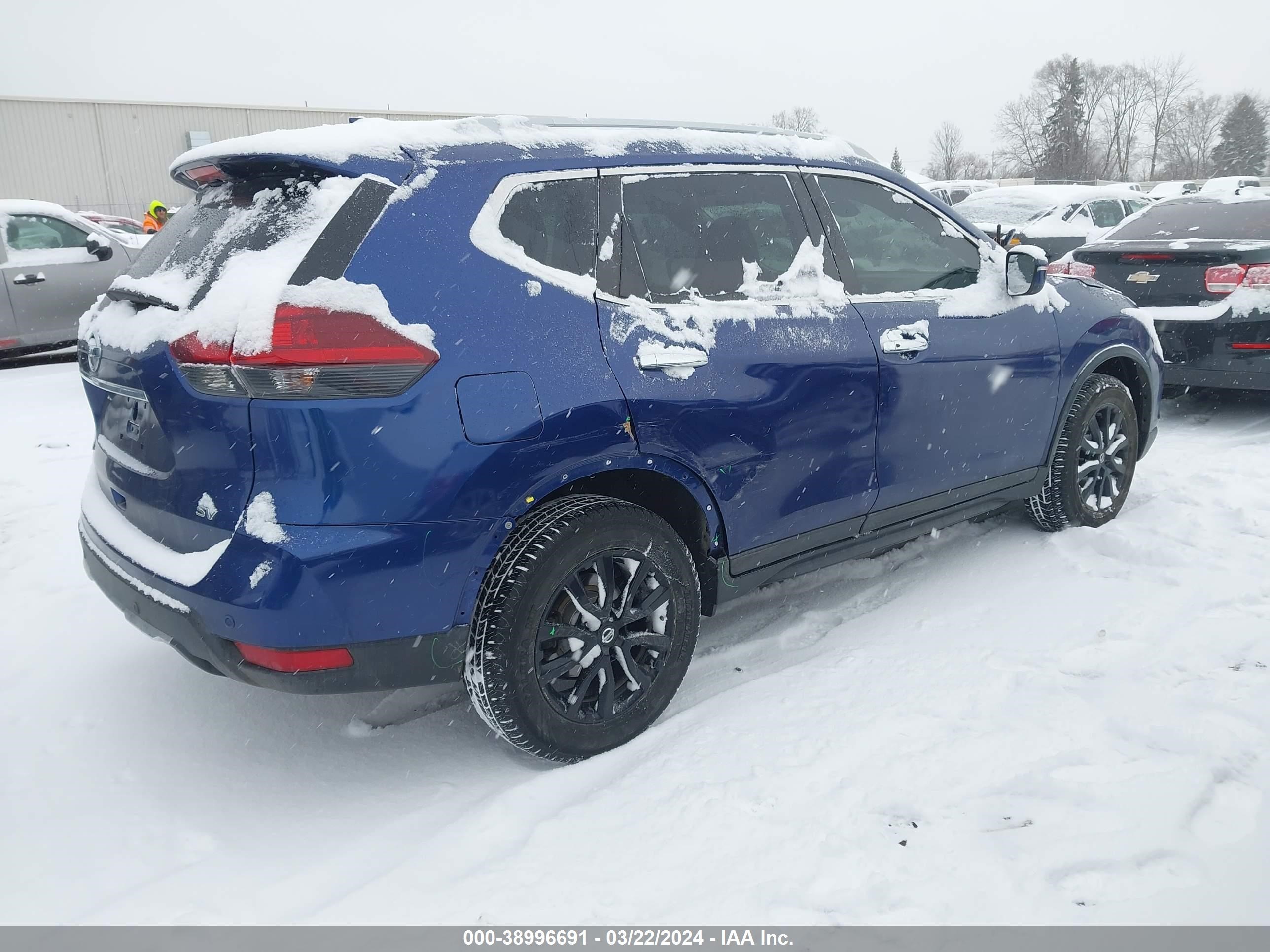 5N1AT2MT5LC760290  nissan rogue 2019 IMG 3