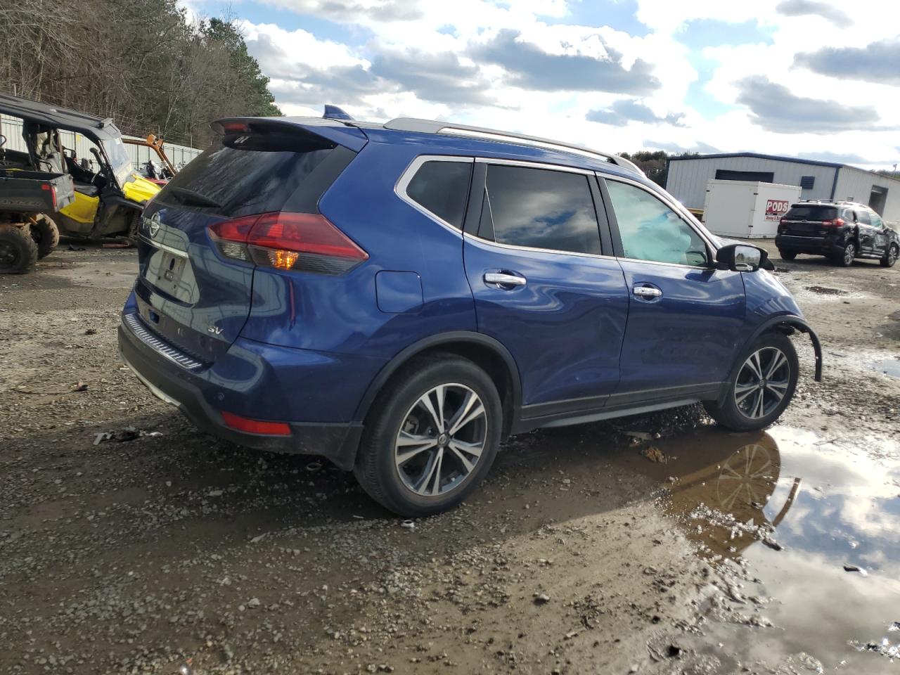 5N1AT2MT8KC832310  nissan rogue 2019 IMG 2