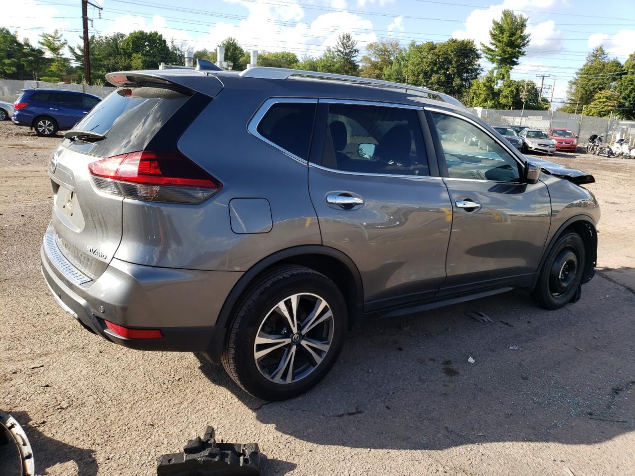 5N1AT2MVXKC771902  nissan rogue 2019 IMG 2