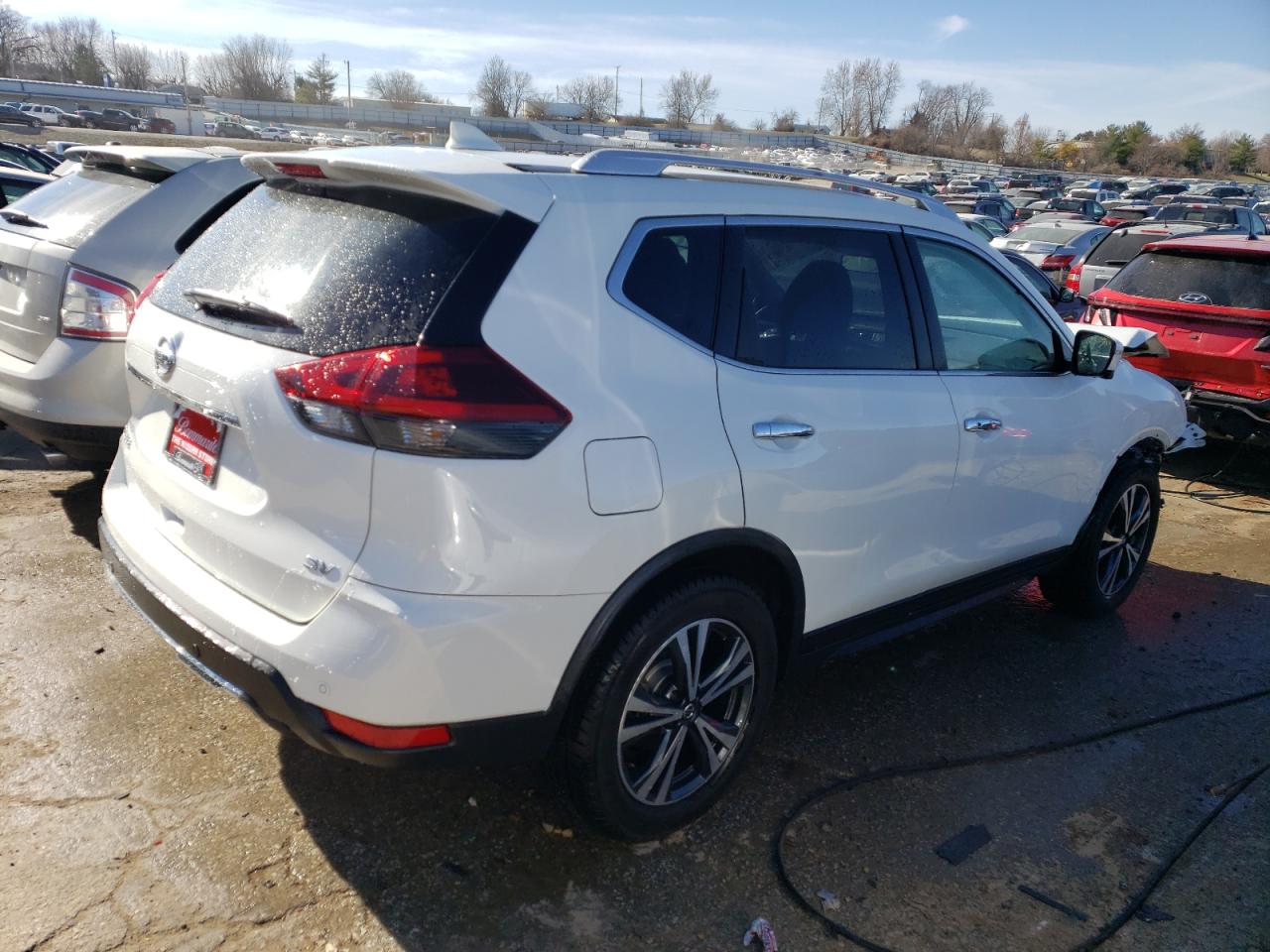 JN8AT2MT1LW013924  nissan rogue 2019 IMG 2