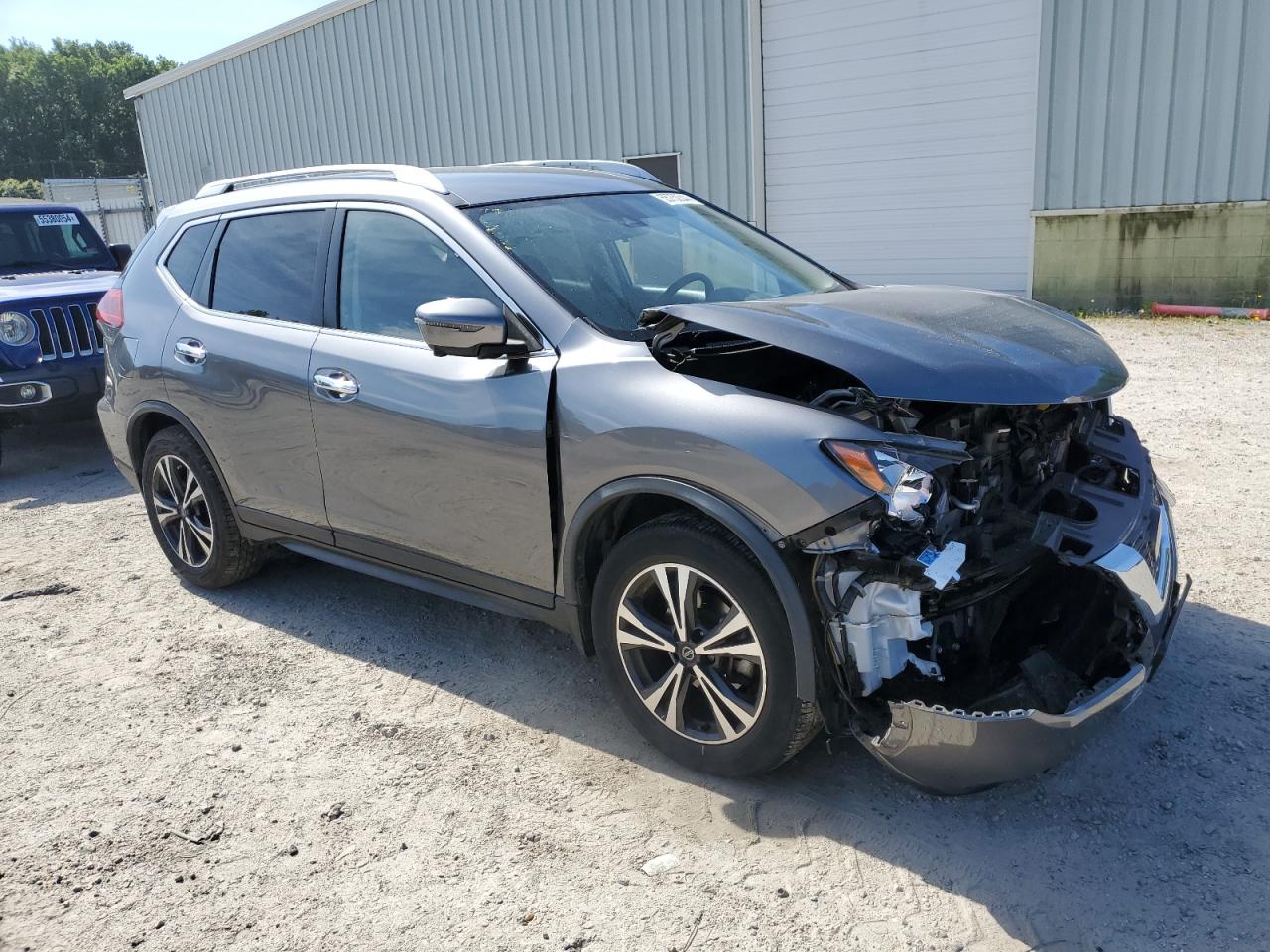 JN8AT2MT5KW262032  nissan rogue 2019 IMG 3