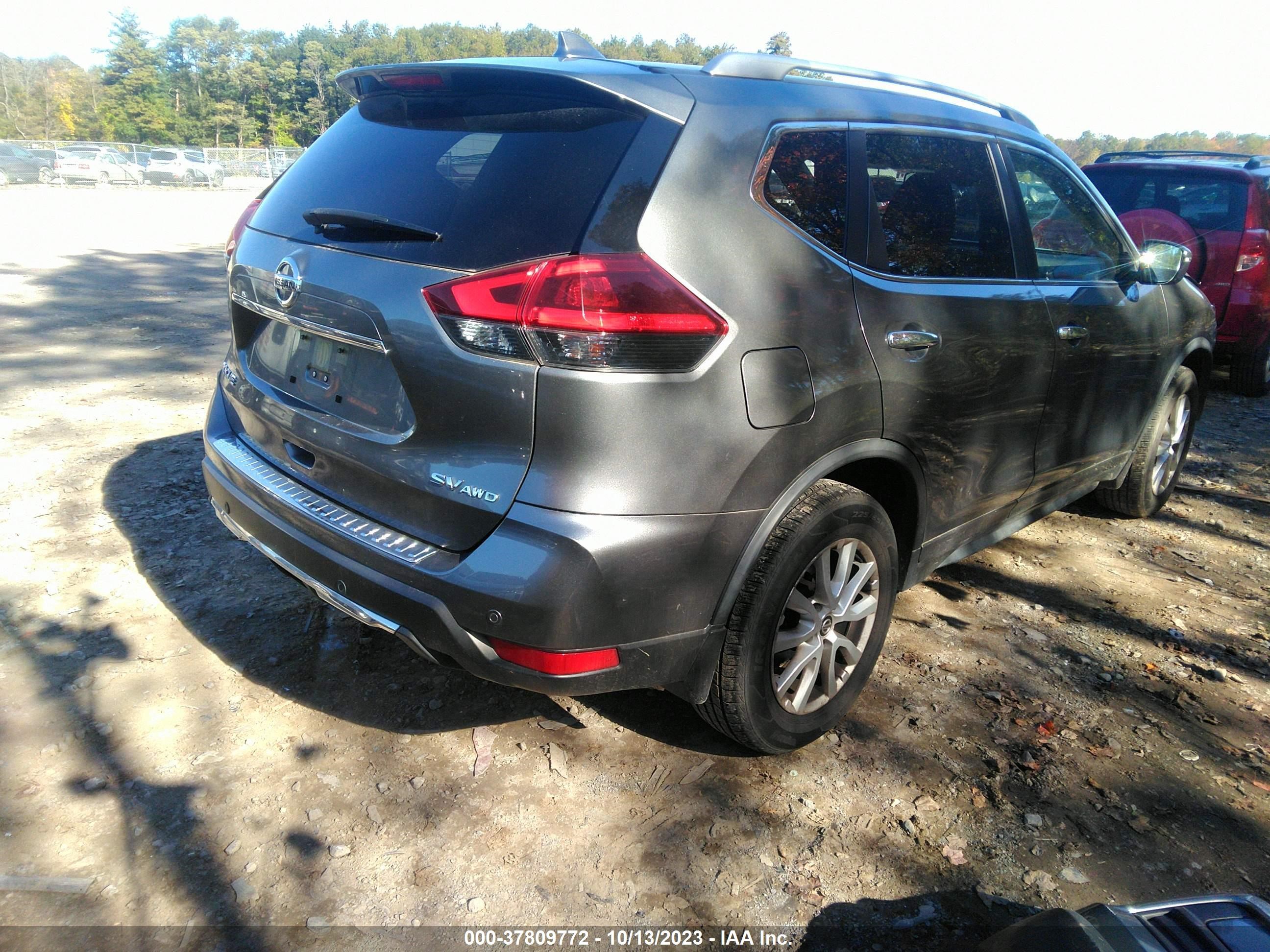 JN8AT2MV0LW110842  nissan rogue 2019 IMG 3