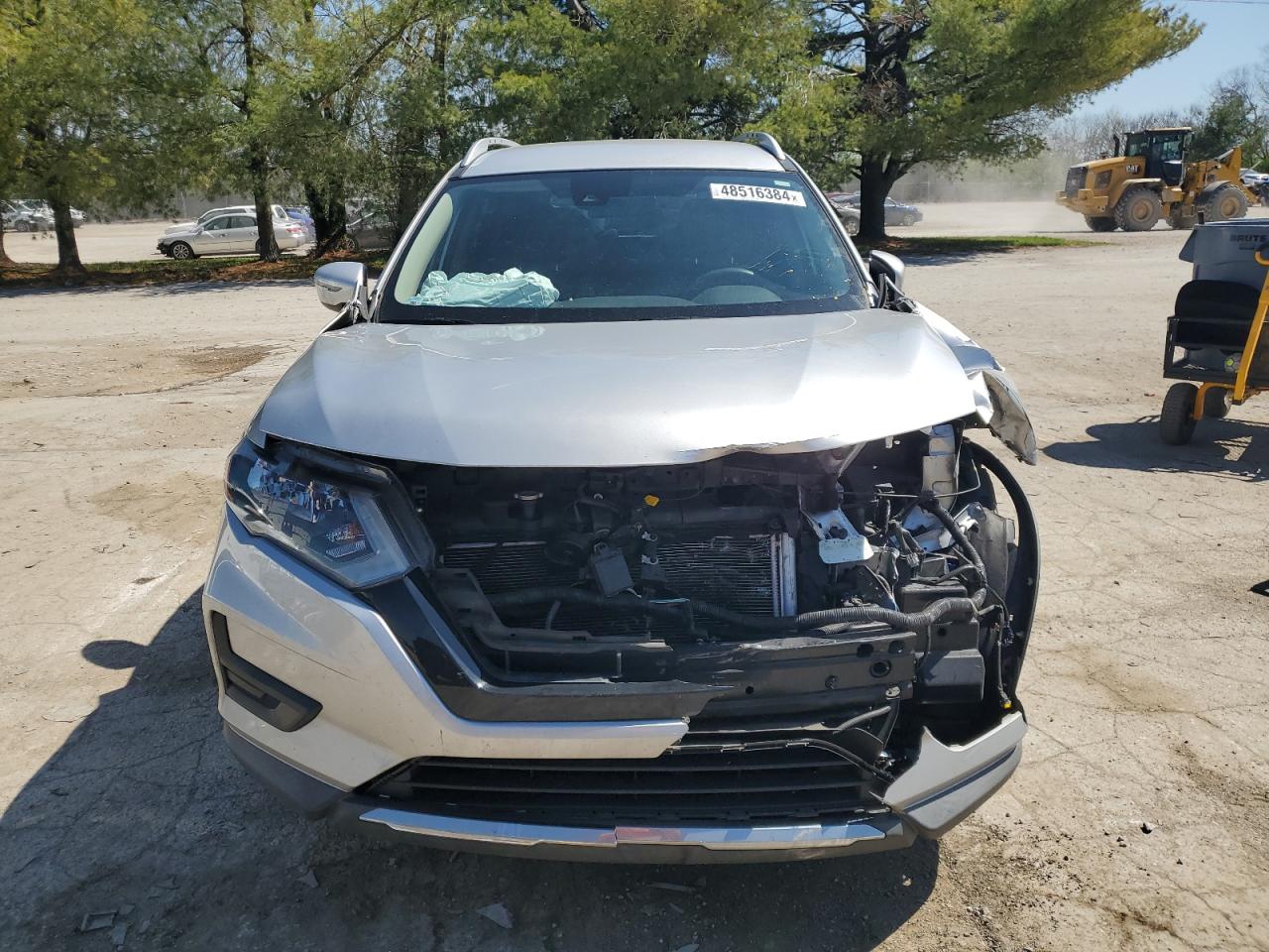 KNMAT2MT1KP553844  nissan rogue 2019 IMG 4